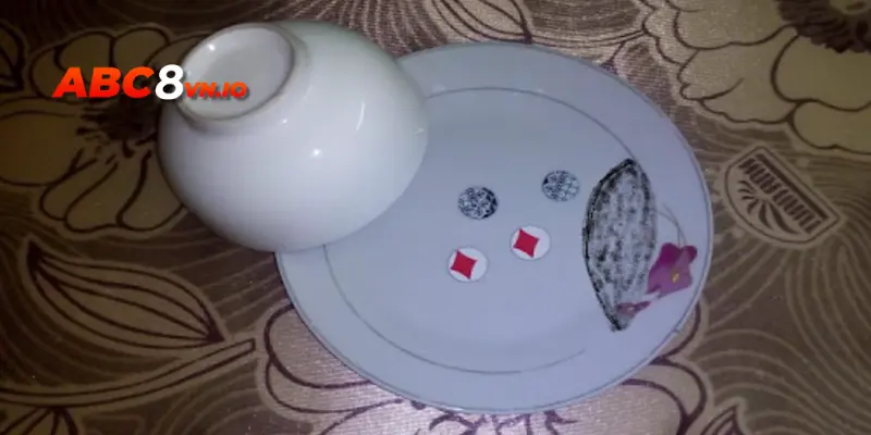 Xóc đĩa bịp bằng tay: Liệu có phải “công thức” an toàn? Ứng dụng xóc đĩa bịp bằng tay qua các thiết bị chuyên nghiệp